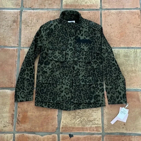 NEW ✨ AVEC LES FILLES Denim Animal Print Utility Jacket New With Tags MSRP$249 - Picture 1 of 15